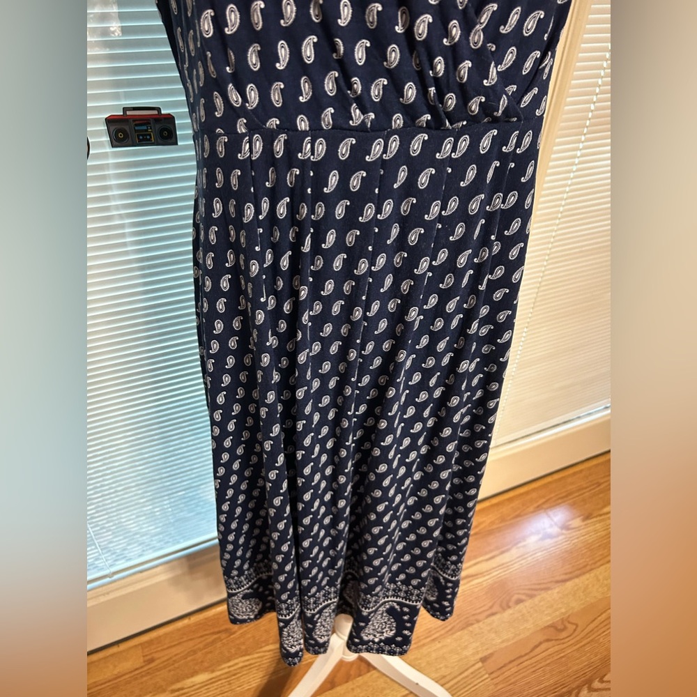 Dress #6089 - Picture 2 of 5